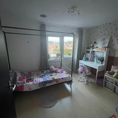 Vrijstaande Woning Aan Het Water Βίλα Lisserbroek