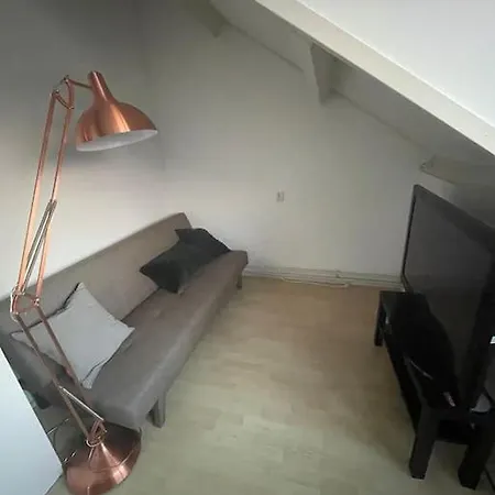 Vrijstaande Woning Aan Het Water *