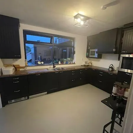 Vrijstaande Woning Aan Het Water Βίλα